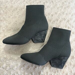 Eileen Fisher‎ stretch Knit sock bootie 6.5 gray NEW